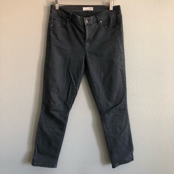 Anne Taylor Loft Grey Skinny Crop Jean. Size 28/6 - Picture 3 of 7
